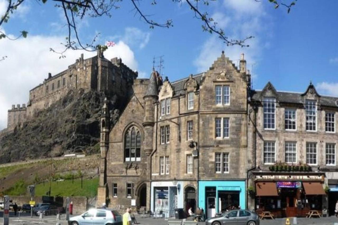 Joivy Unique Old Town Stay Under Edinburgh Castle エクステリア 写真